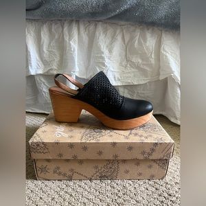 Free people clogs/mules